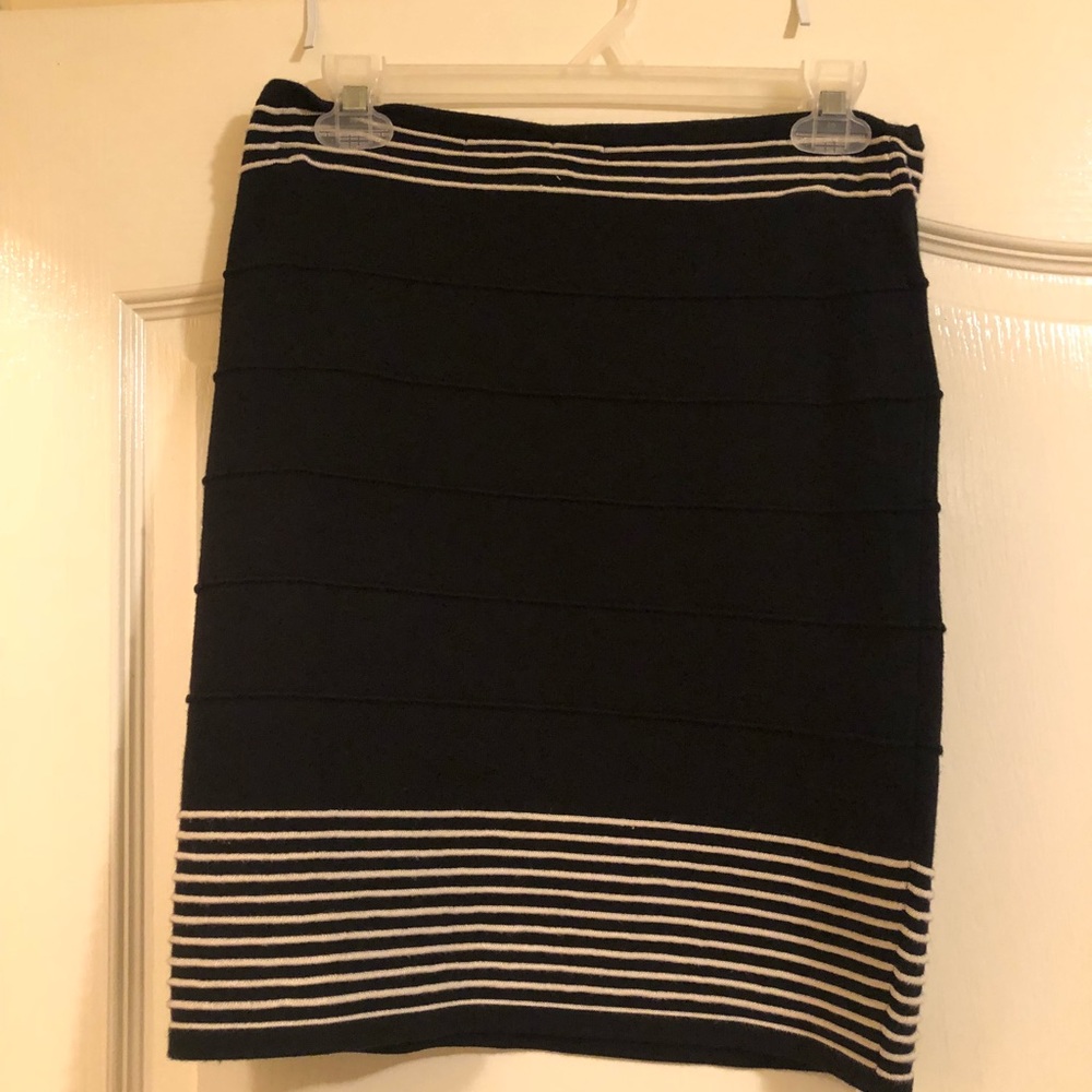 Black skirt with white stripes medium form fitting